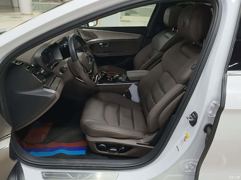 BYD Han, 2023 15