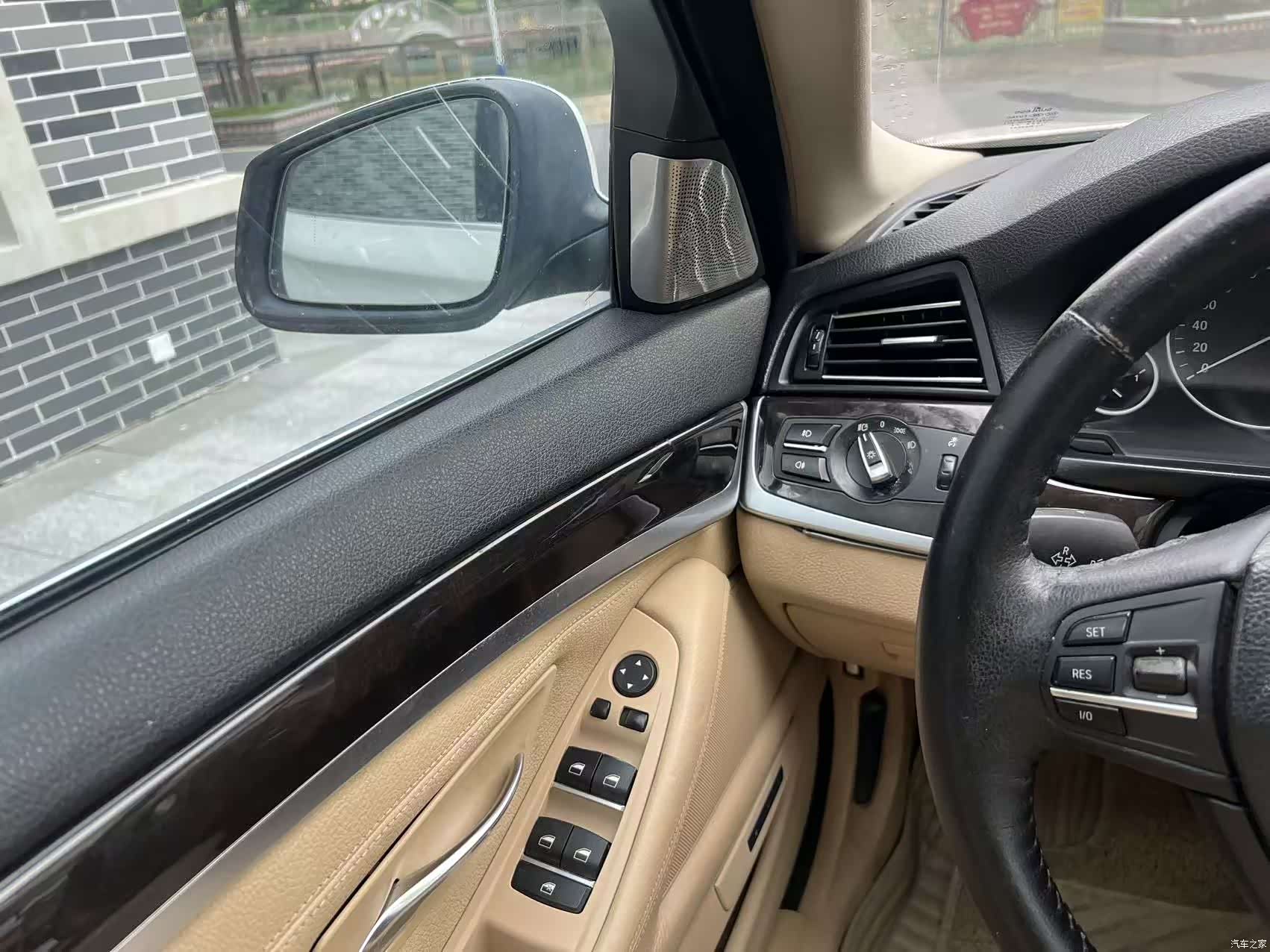 BMW 5 Series, 2011 13