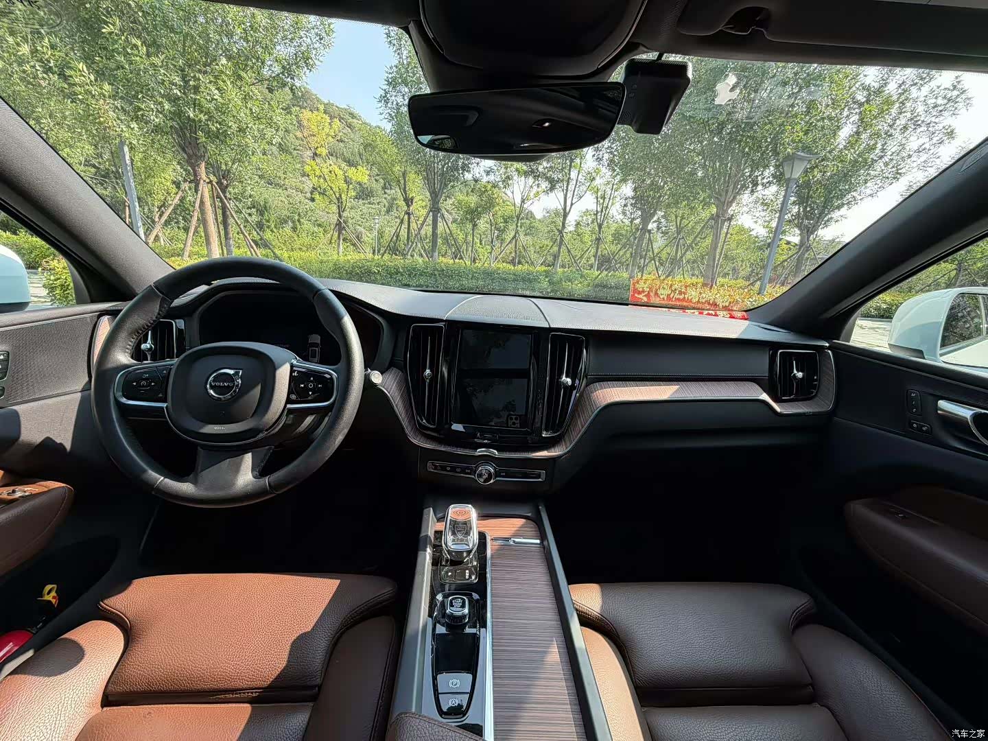 Volvo XC60, 2021 все фото