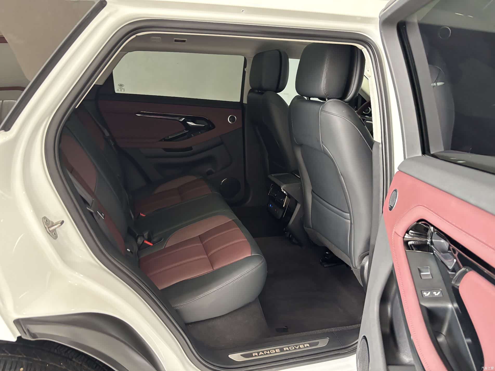 Land Rover Range Rover, 2024 24