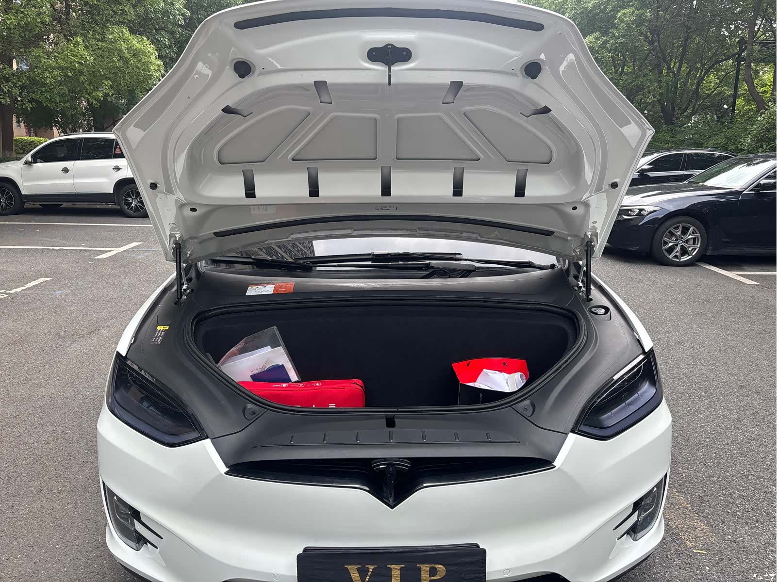 Tesla Model X, 2018 11