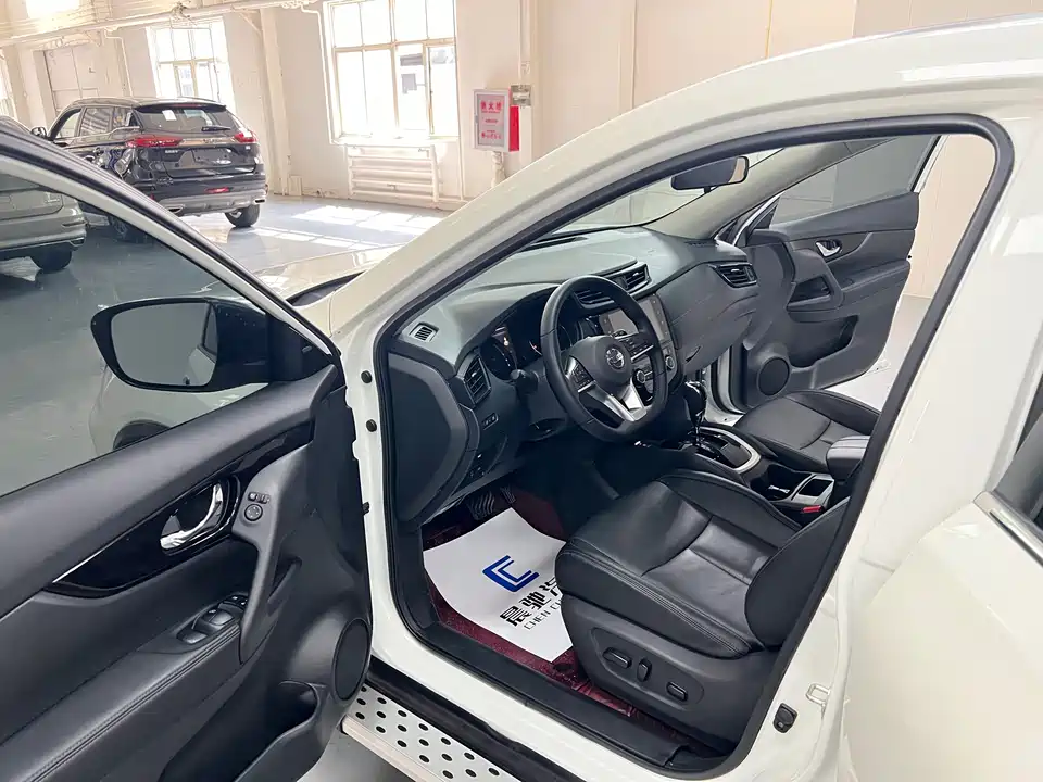 Nissan Qijun Nissan Qijun