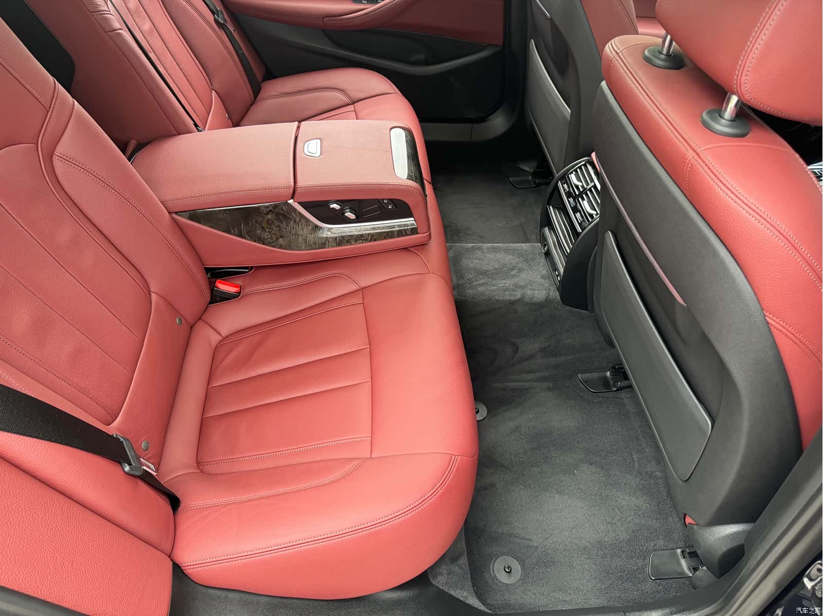 BMW 5 Series, 2020 12