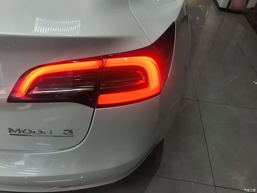 Tesla Model 3, 2022 8