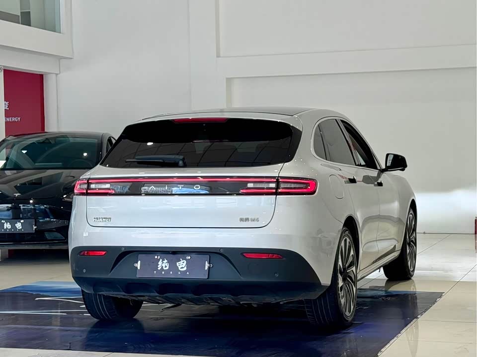 AITO Ask the world M5