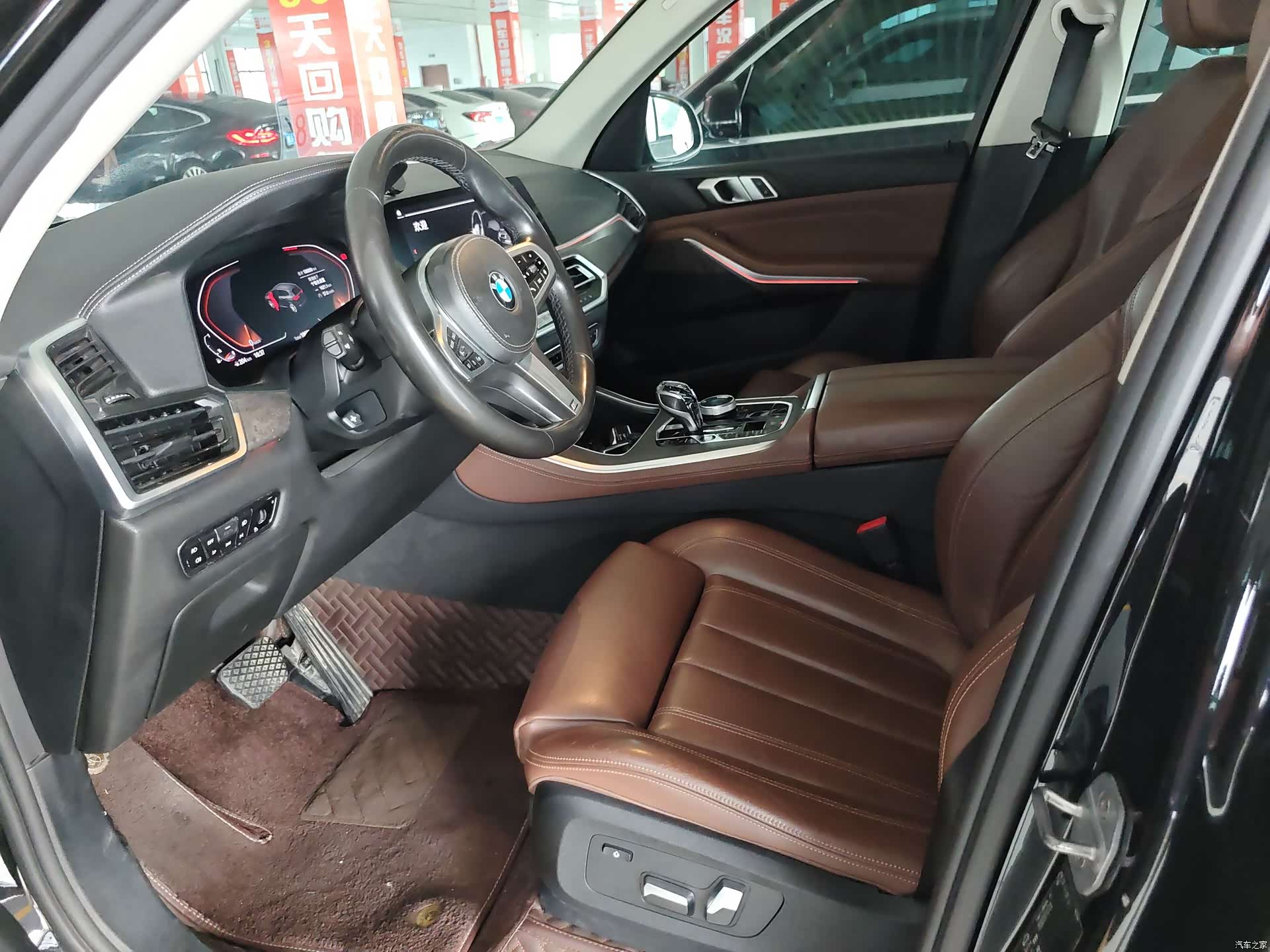 BMW X5, 2019 все фото