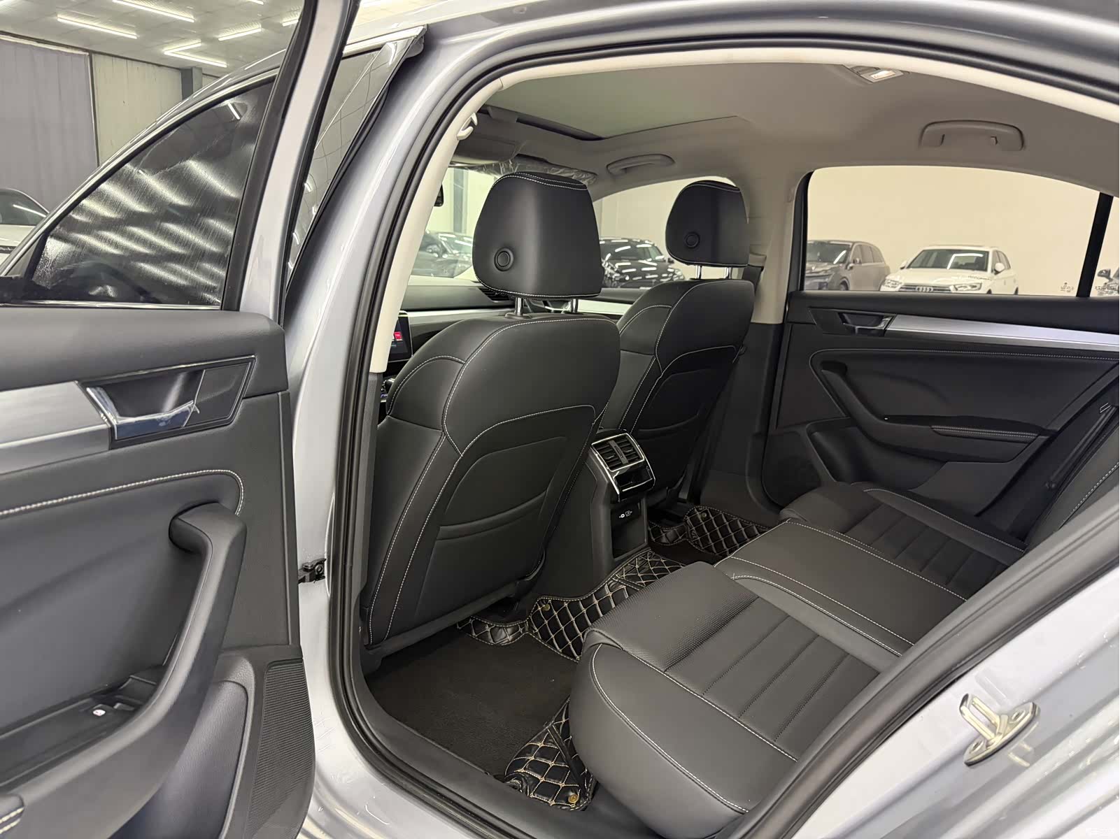 Skoda Superb, 2024 все фото