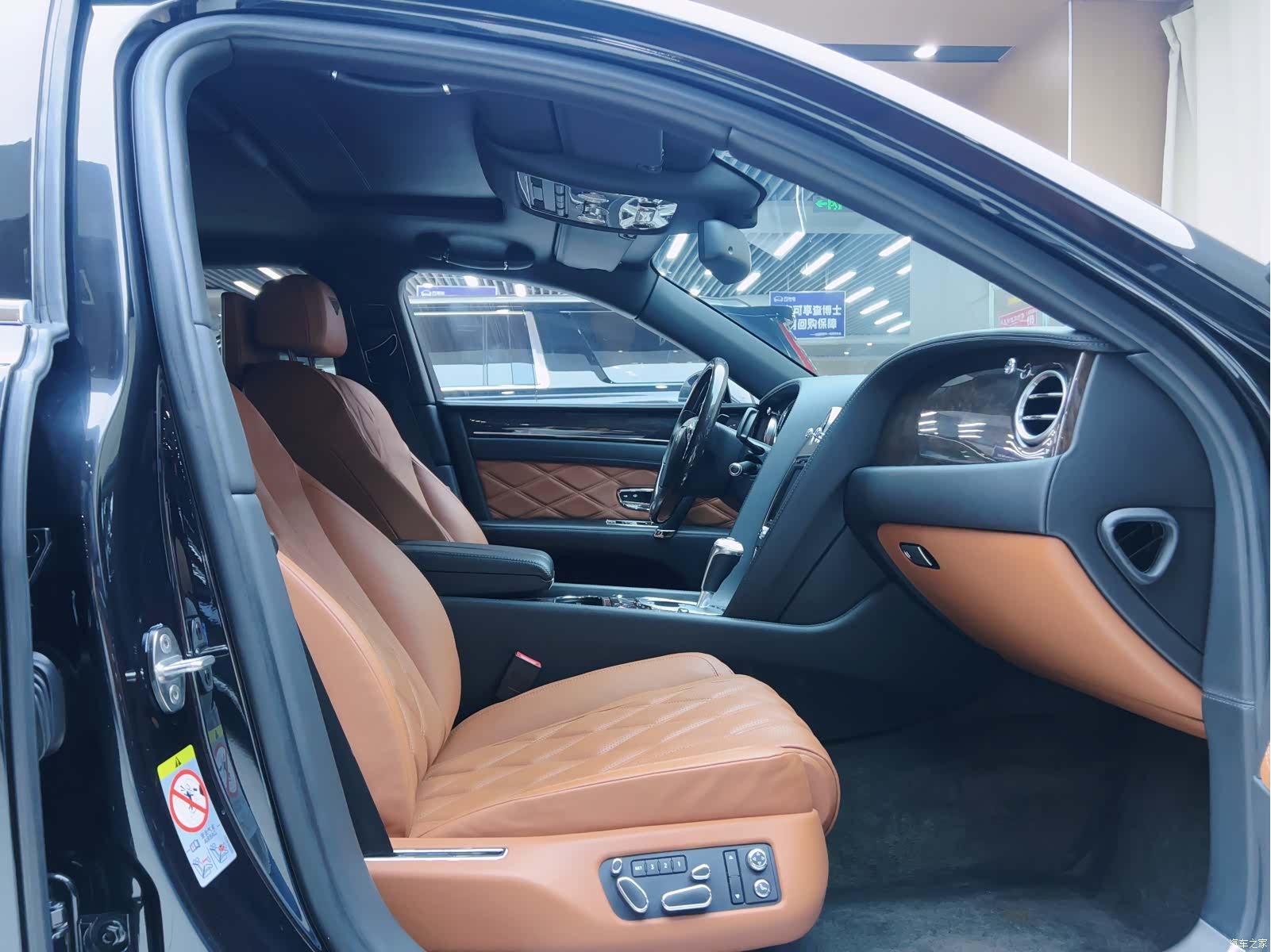 Bentley Flying Spur, 2015 16
