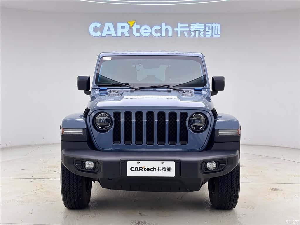 Jeep Wrangler, 2023 4