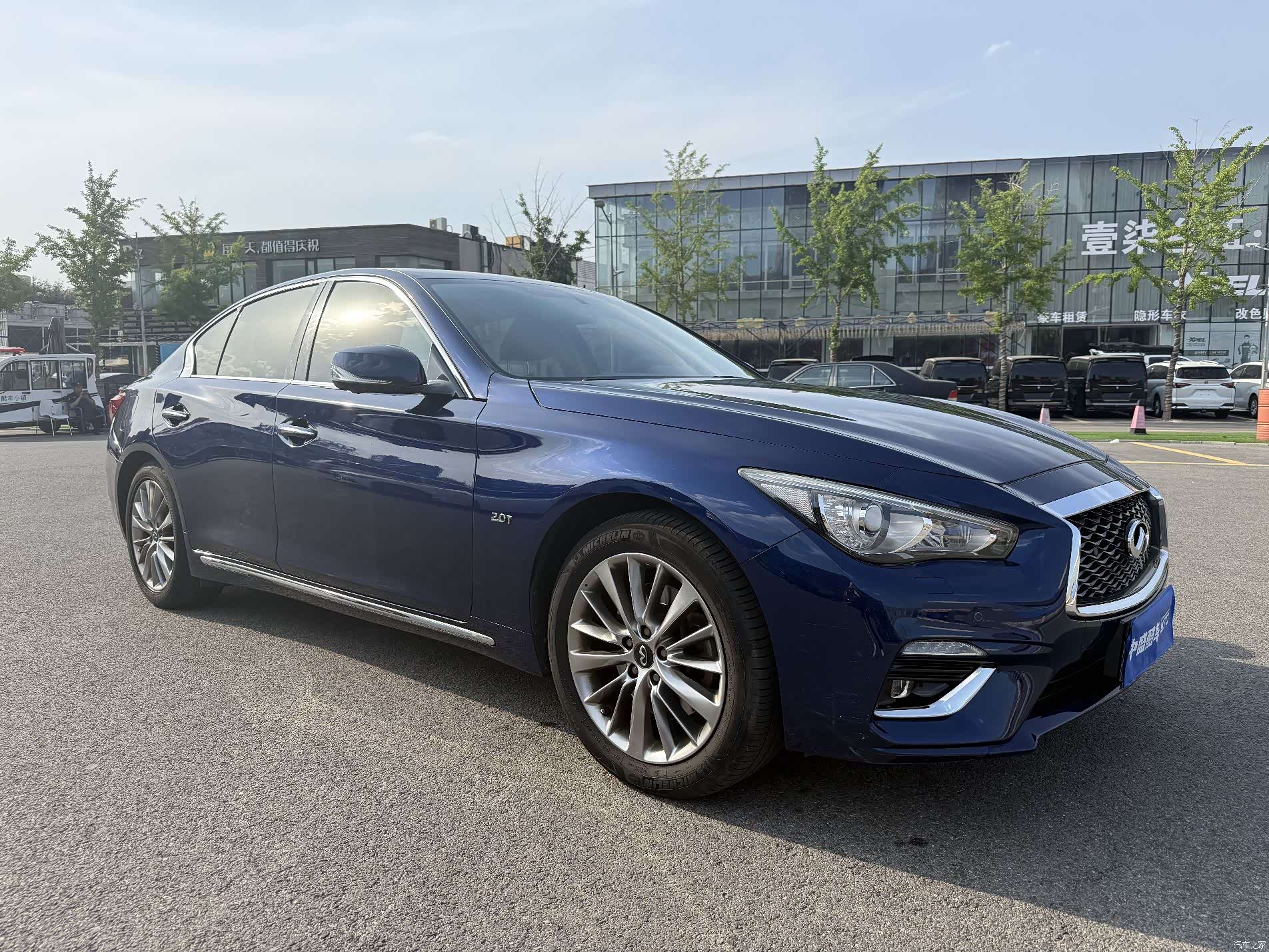 Infiniti Q50L, 2018 3