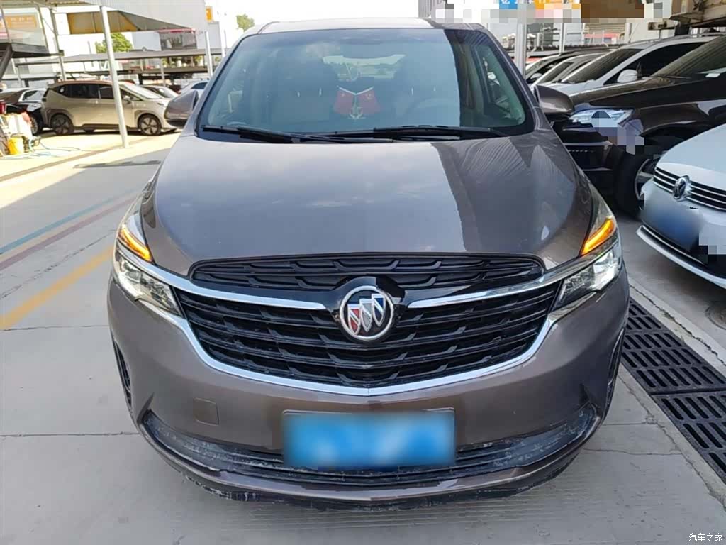 Buick GL8, 2020 3