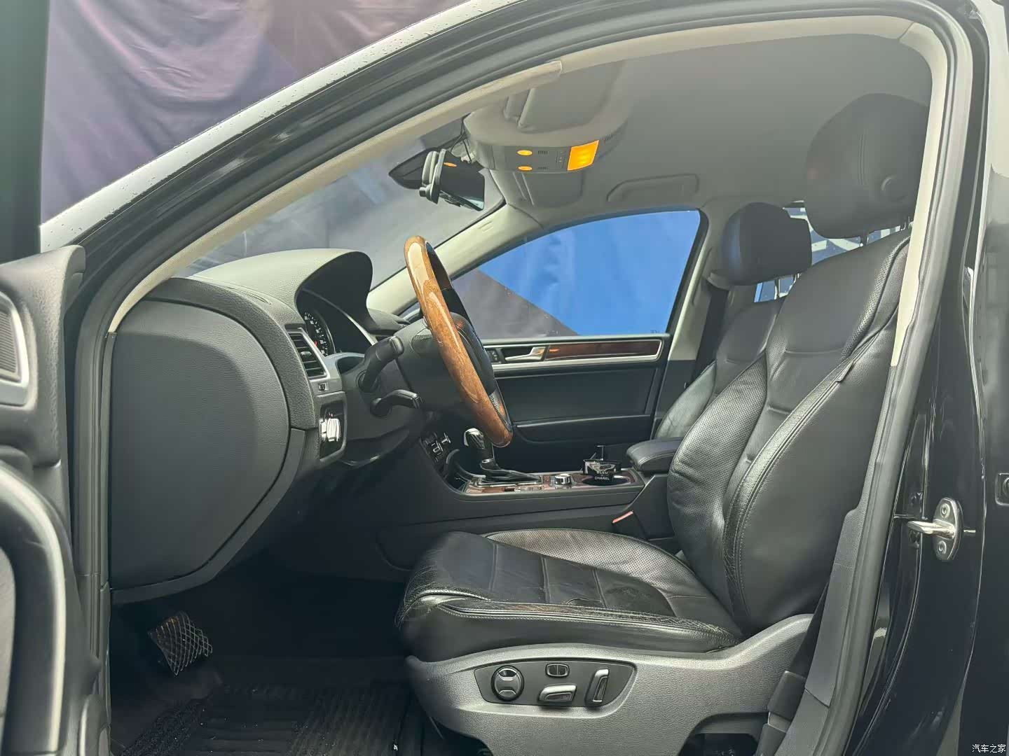 Volkswagen Touareg, 2011 4