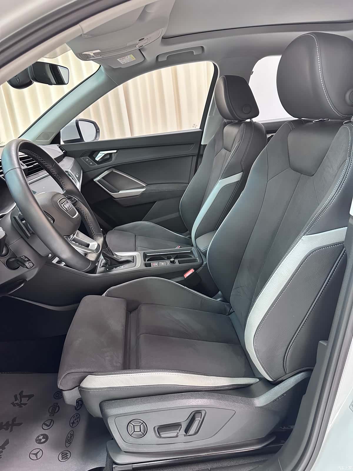 Audi Q3, 2022 8