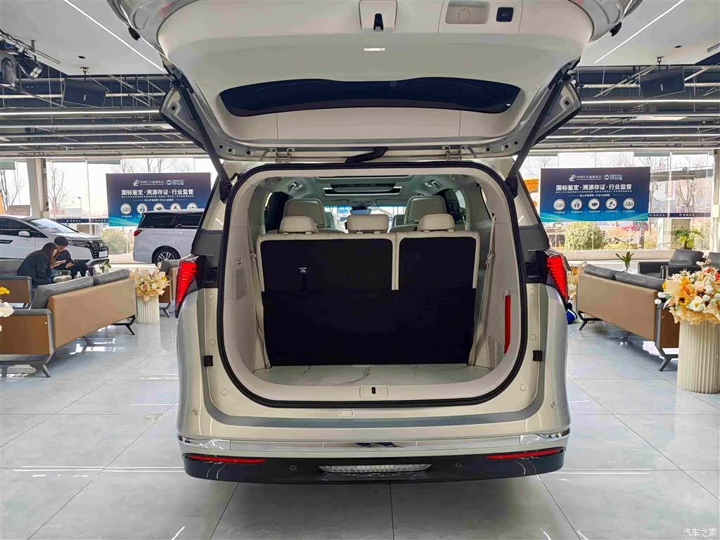 Buick GL8, 2025 26