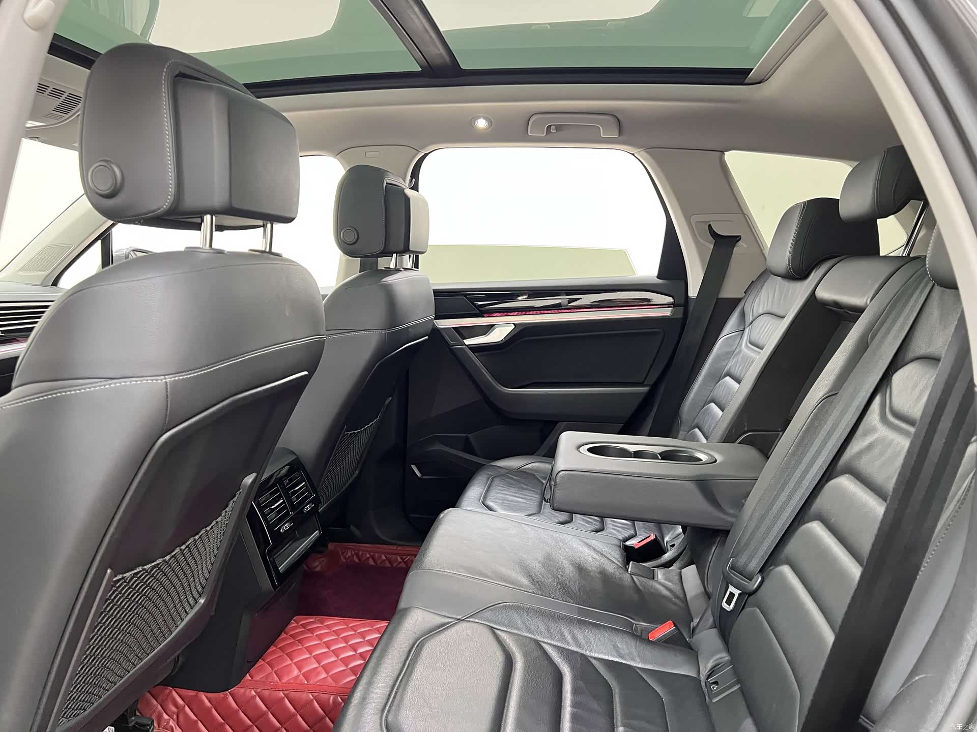 Volkswagen Touareg, 2020 17
