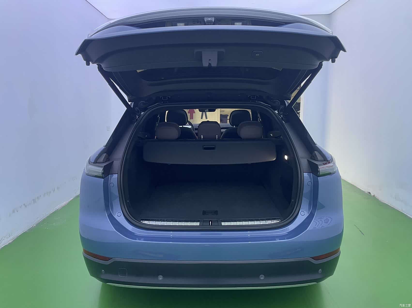 NIO ES7, 2022 11