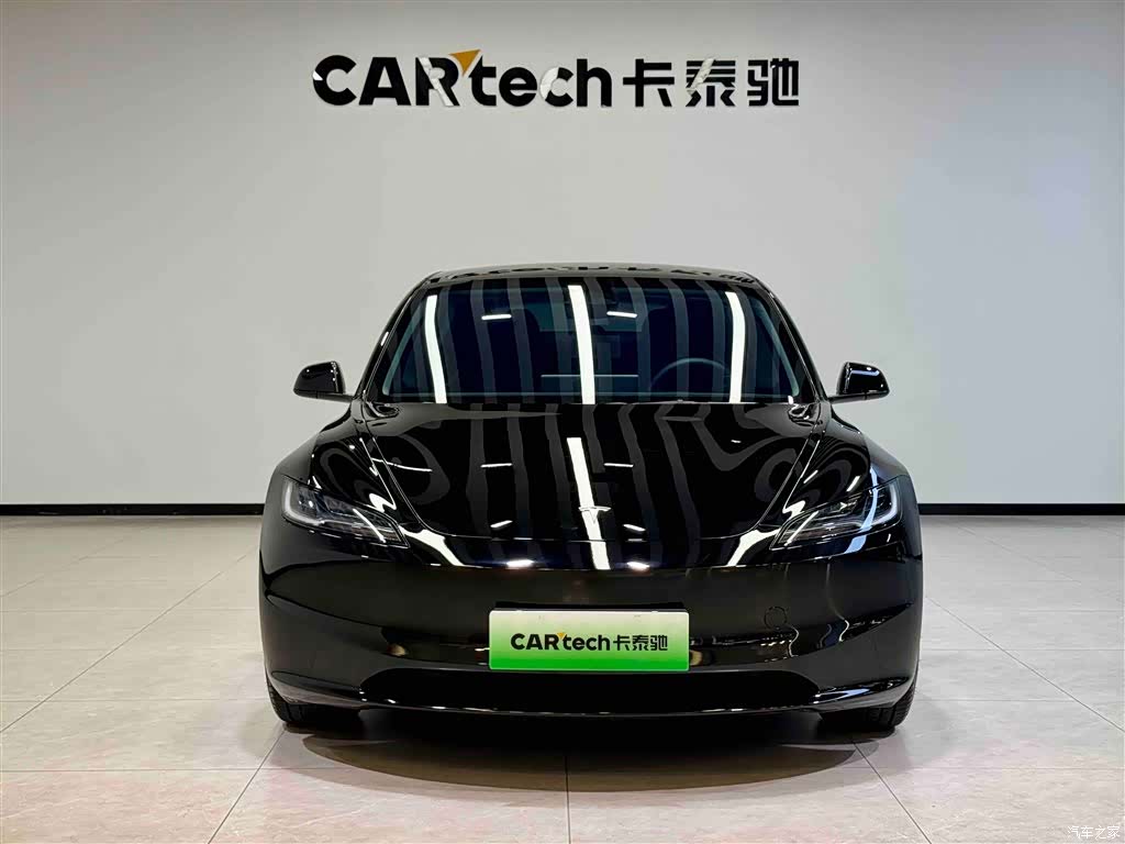 Tesla Model 3, 2024 3