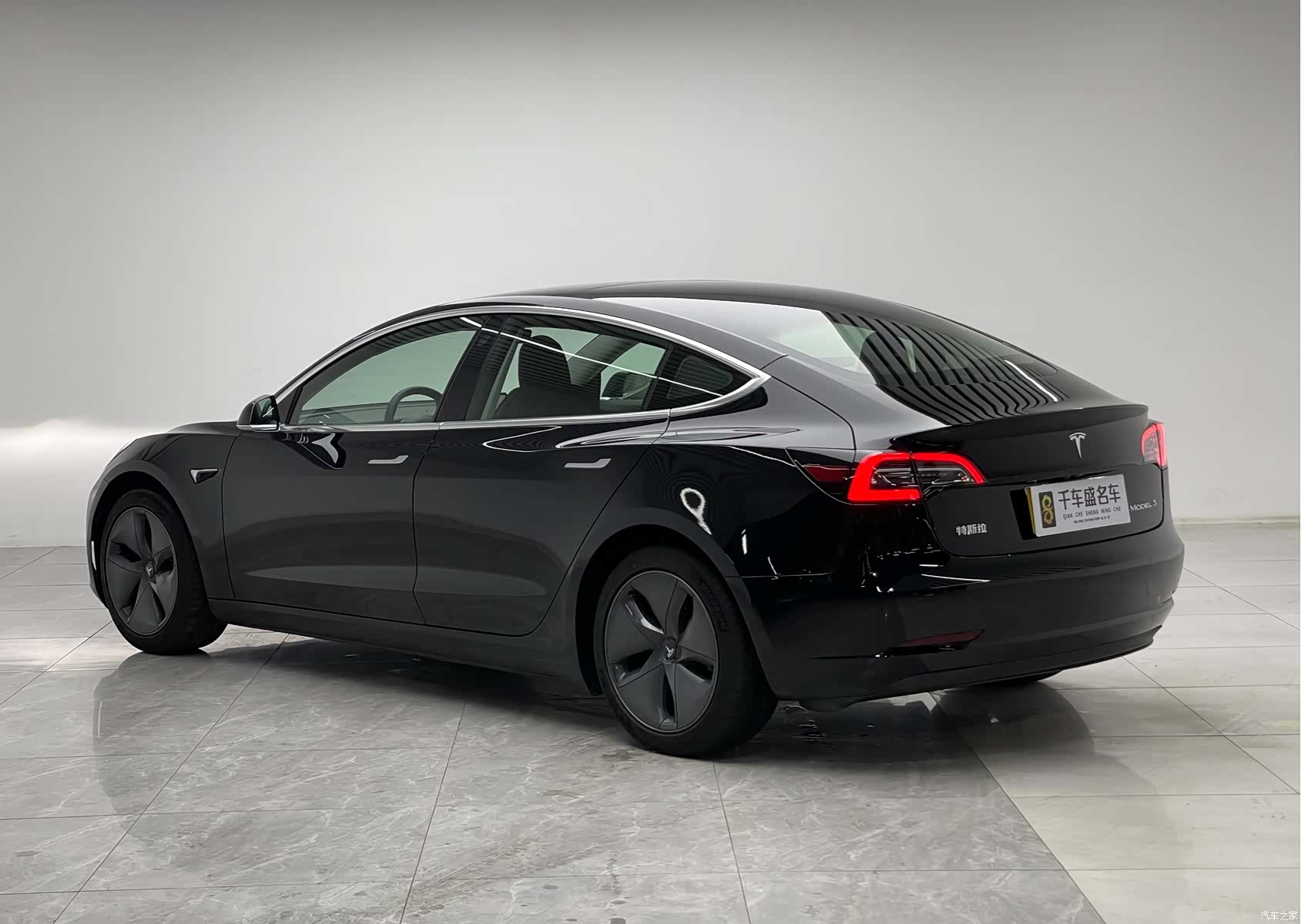 Tesla Model 3, 2020 4