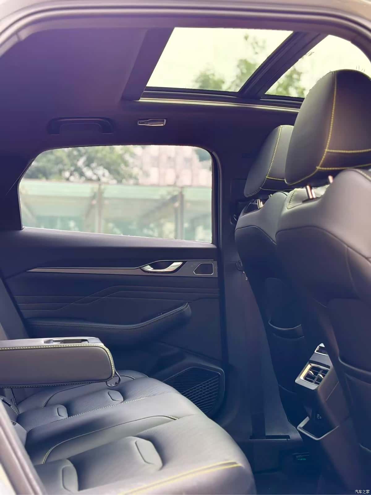 Geely Preface, 2024 14