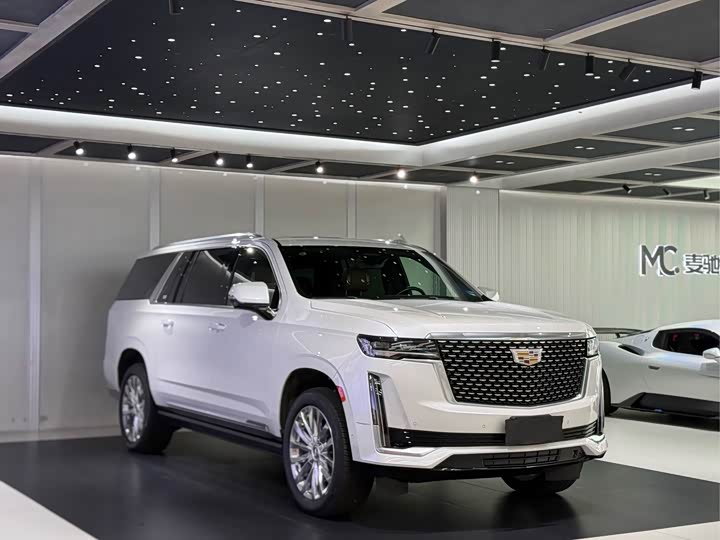 Cadillac kai lei de ESCALADE 2021 ESV bo jin ban jia zhang xing