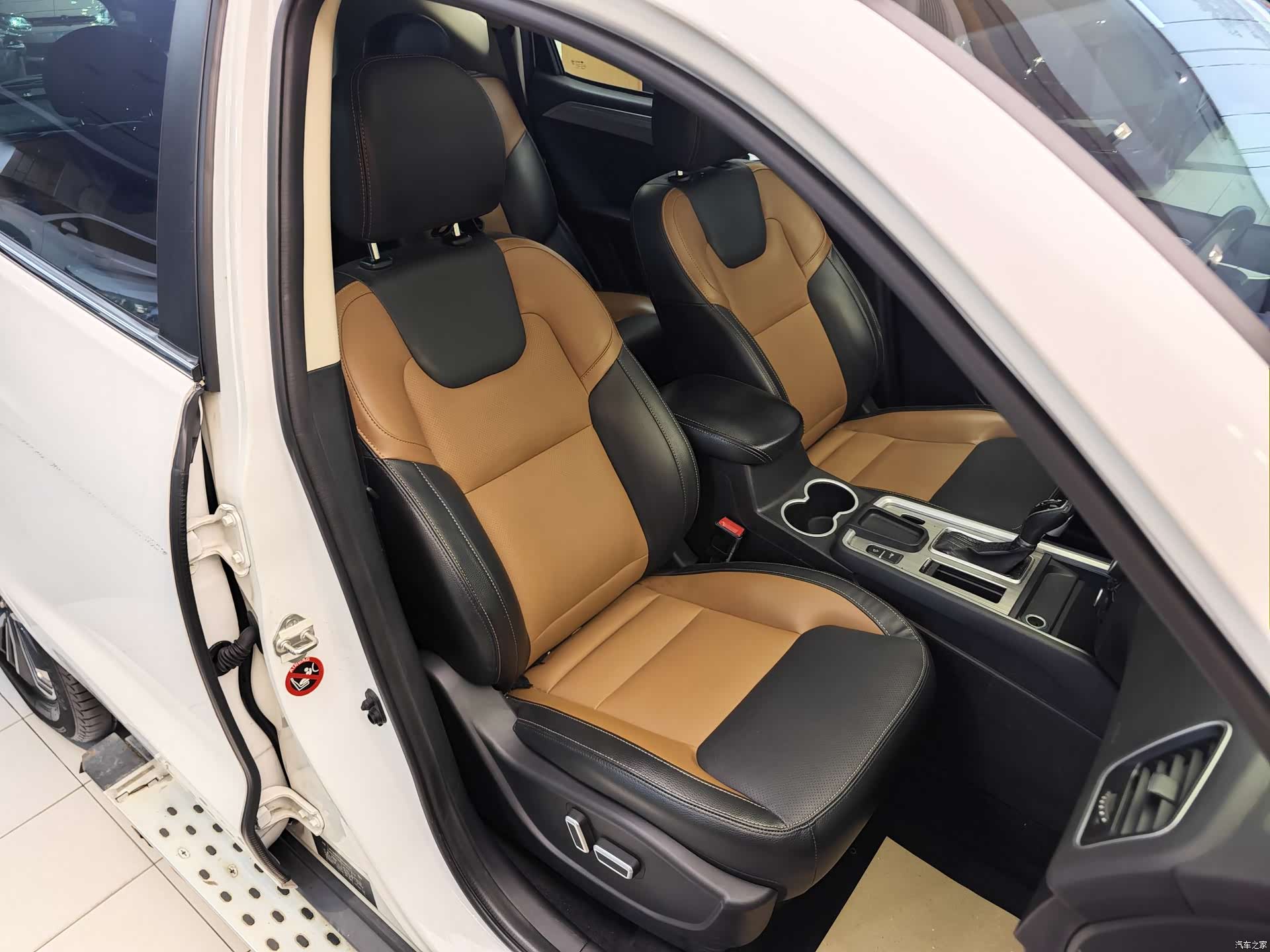 Geely X6, 2016 31