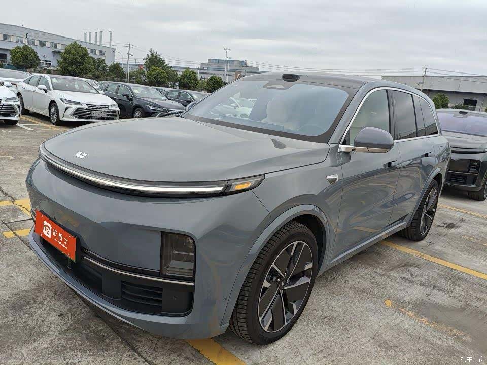 Li Auto L8, 2025 1