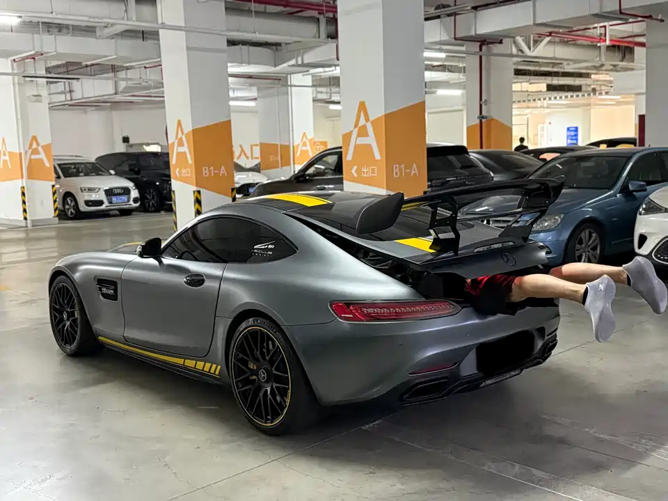 Mercedes-Benz AMG GT Mercedes-Benz AMG GT