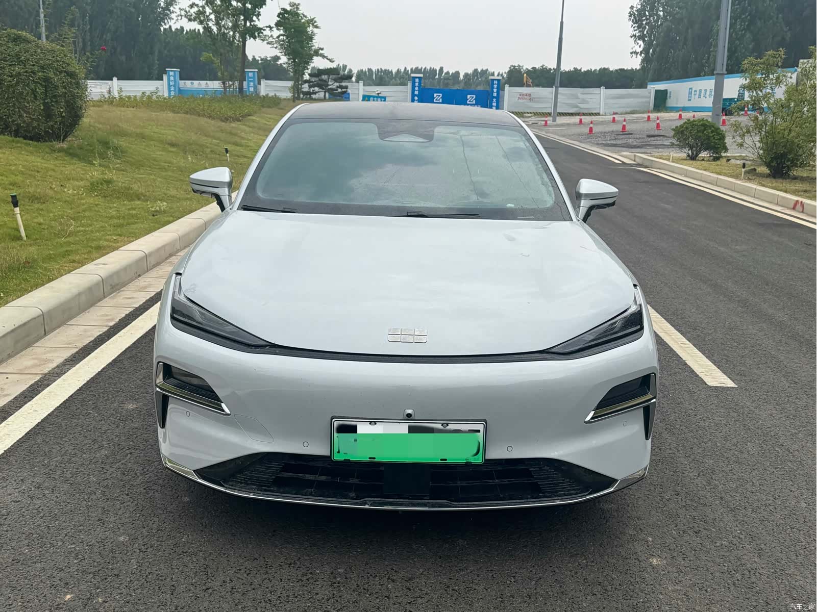 Geely 8, 2025 2