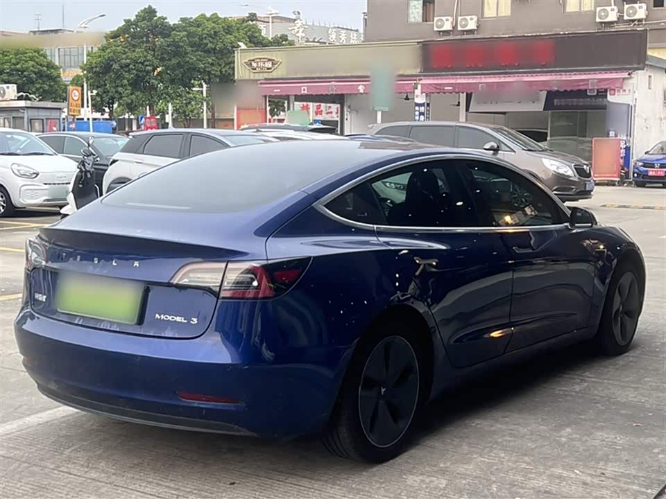 Tesla Model 3 Tesla Model 3