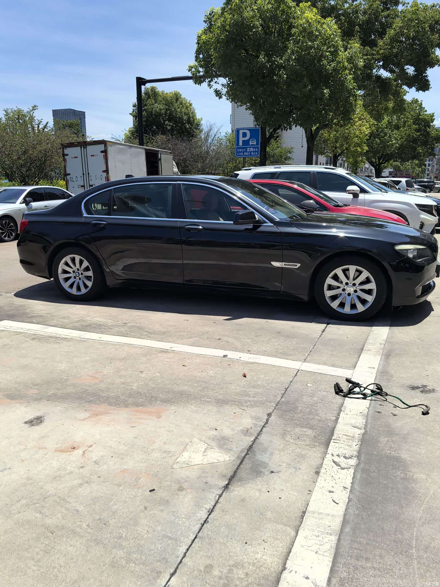 BMW 7 Series, 2011 3