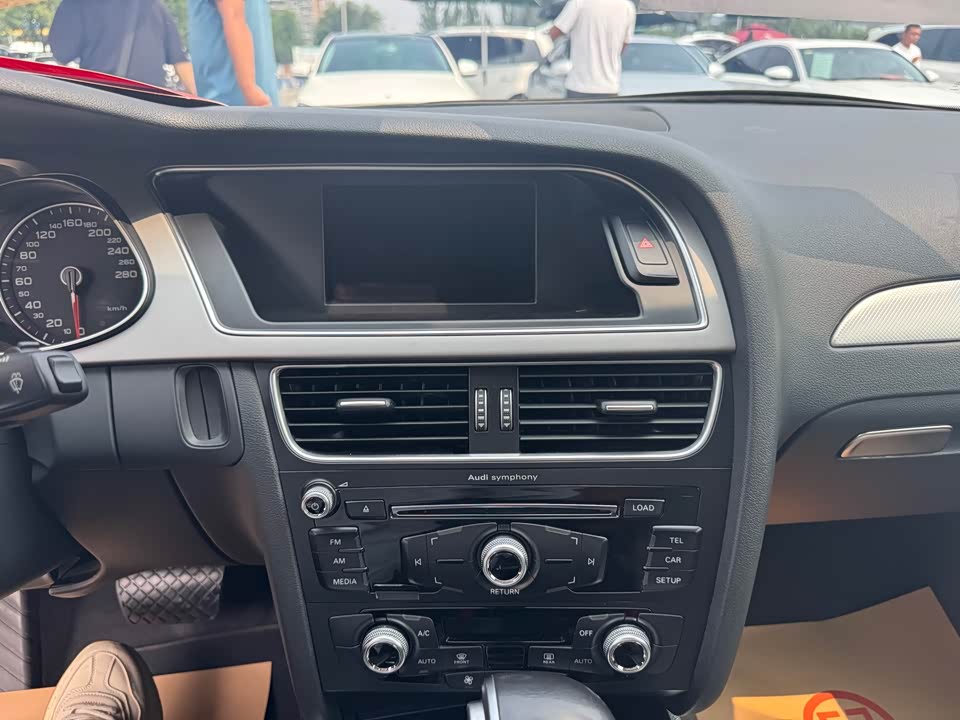 Audi A4L