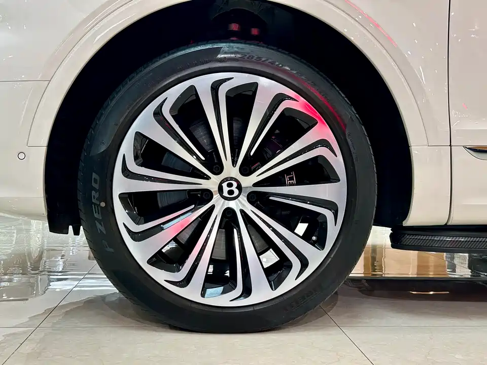 Bentley Tim Yue Bentley Tim Yue