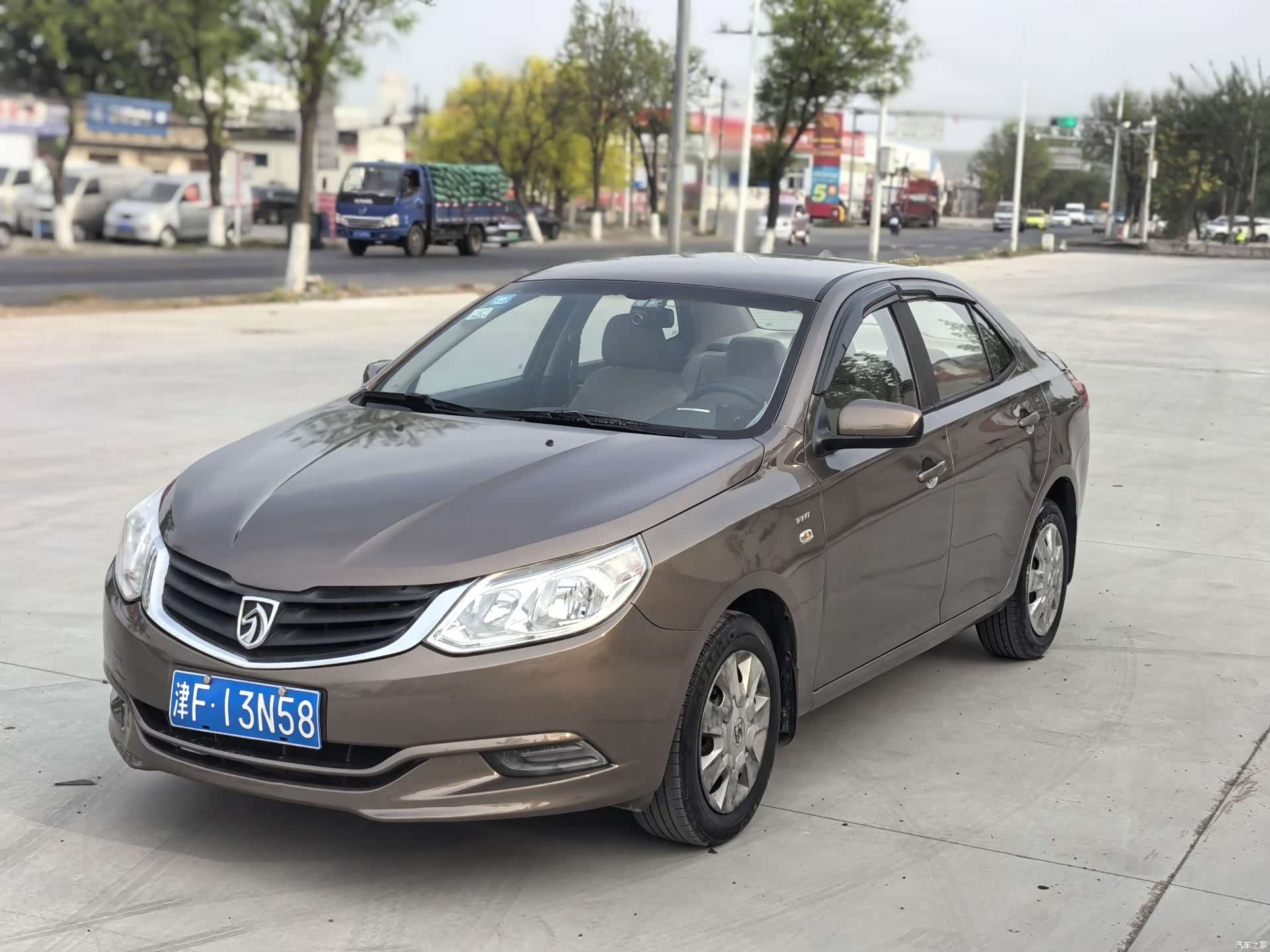 Wuling 630, 2013 1