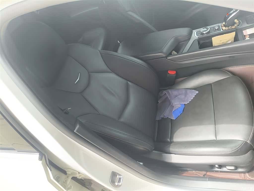 Cadillac CT5, 2022 25