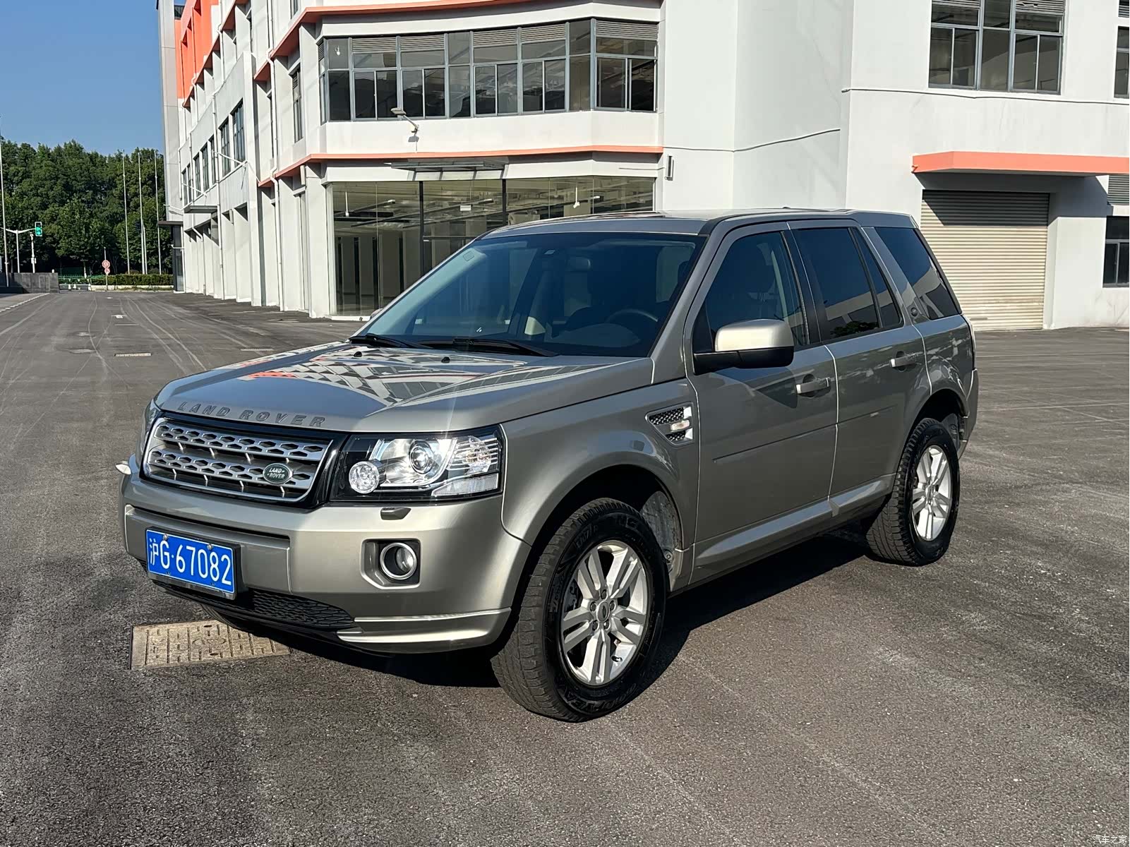 Land Rover Si4