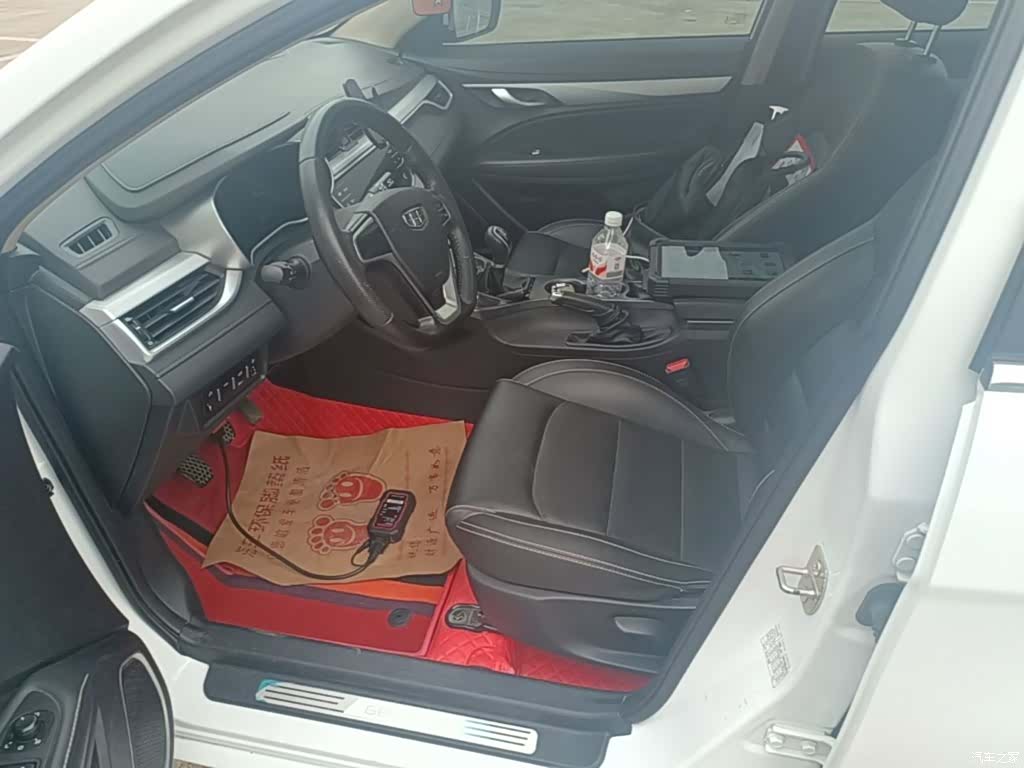 Geely Emgrand, 2019 15
