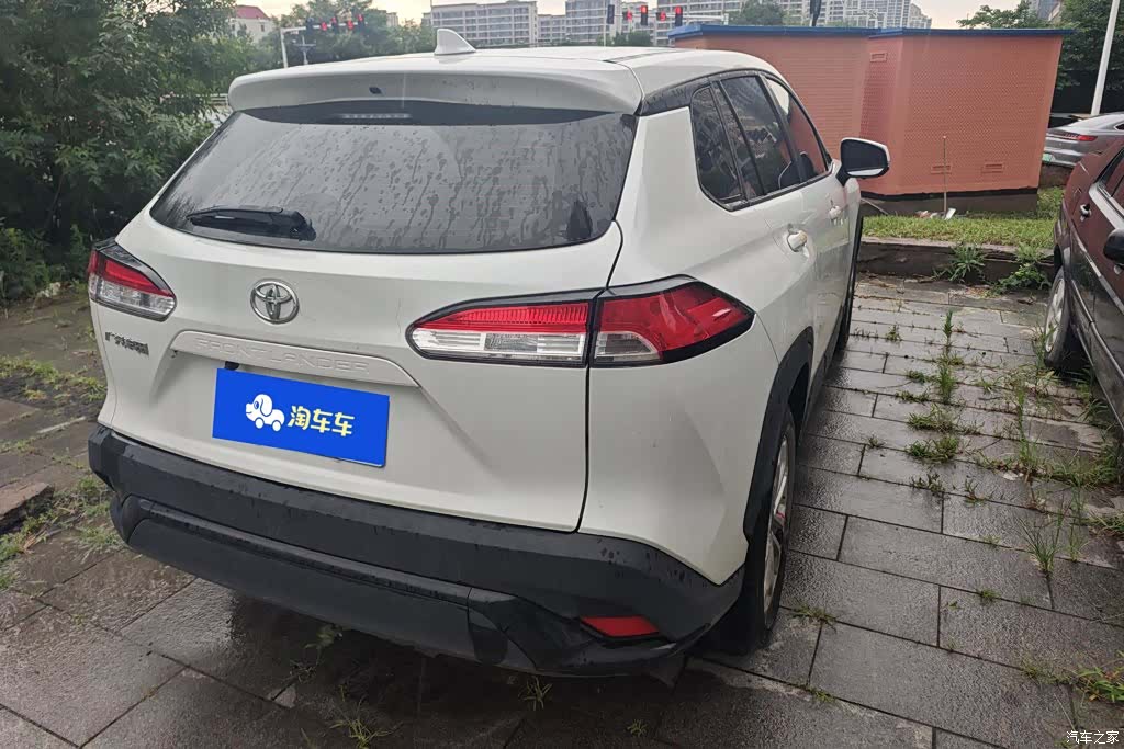 Toyota Frontlander, 2022 3