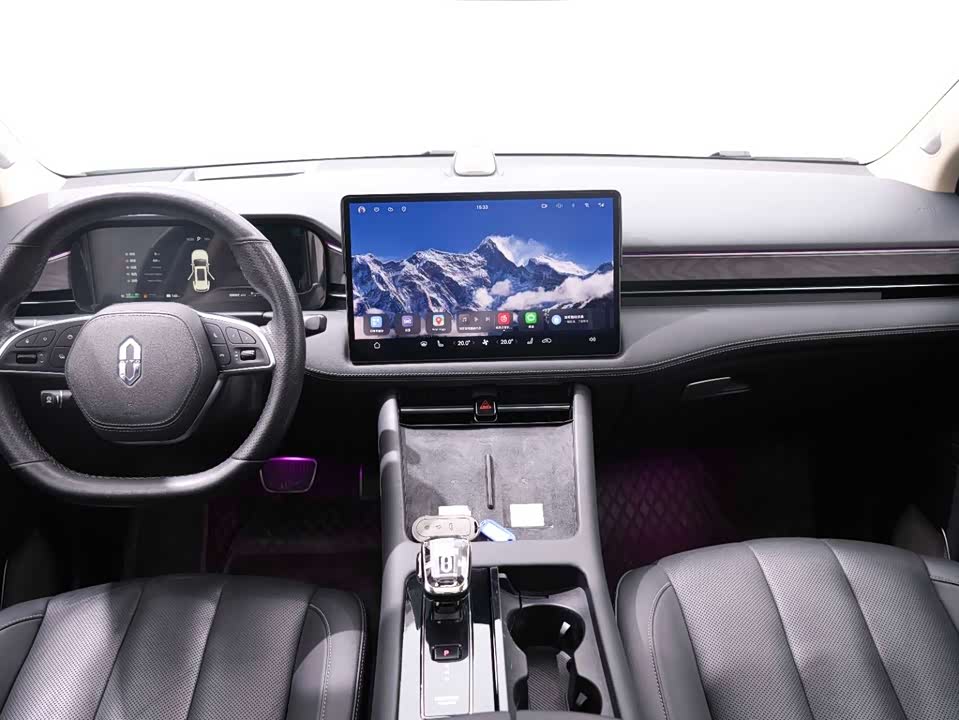 AITO Ask the world M7