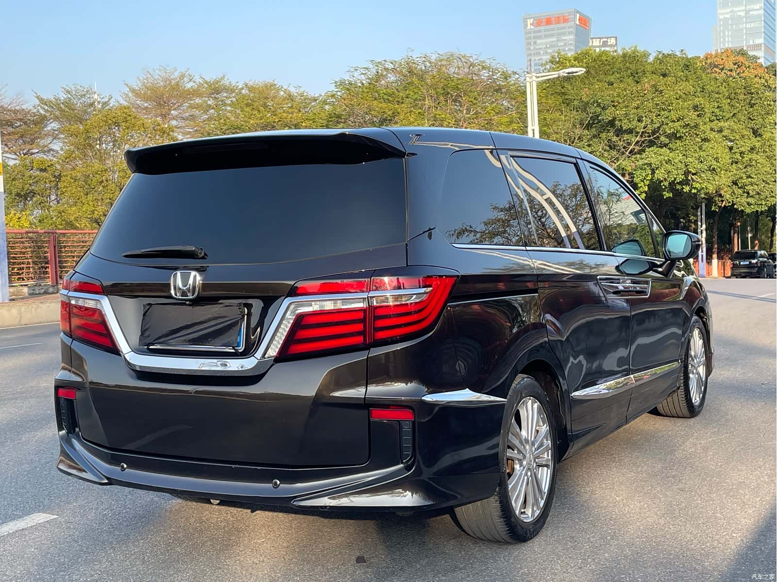 Honda Elysion, 2017 14