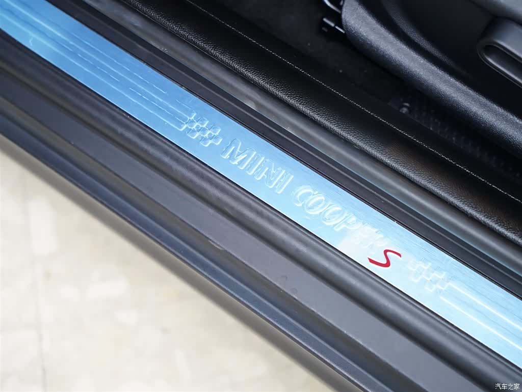 Mini Cooper, 2022 33