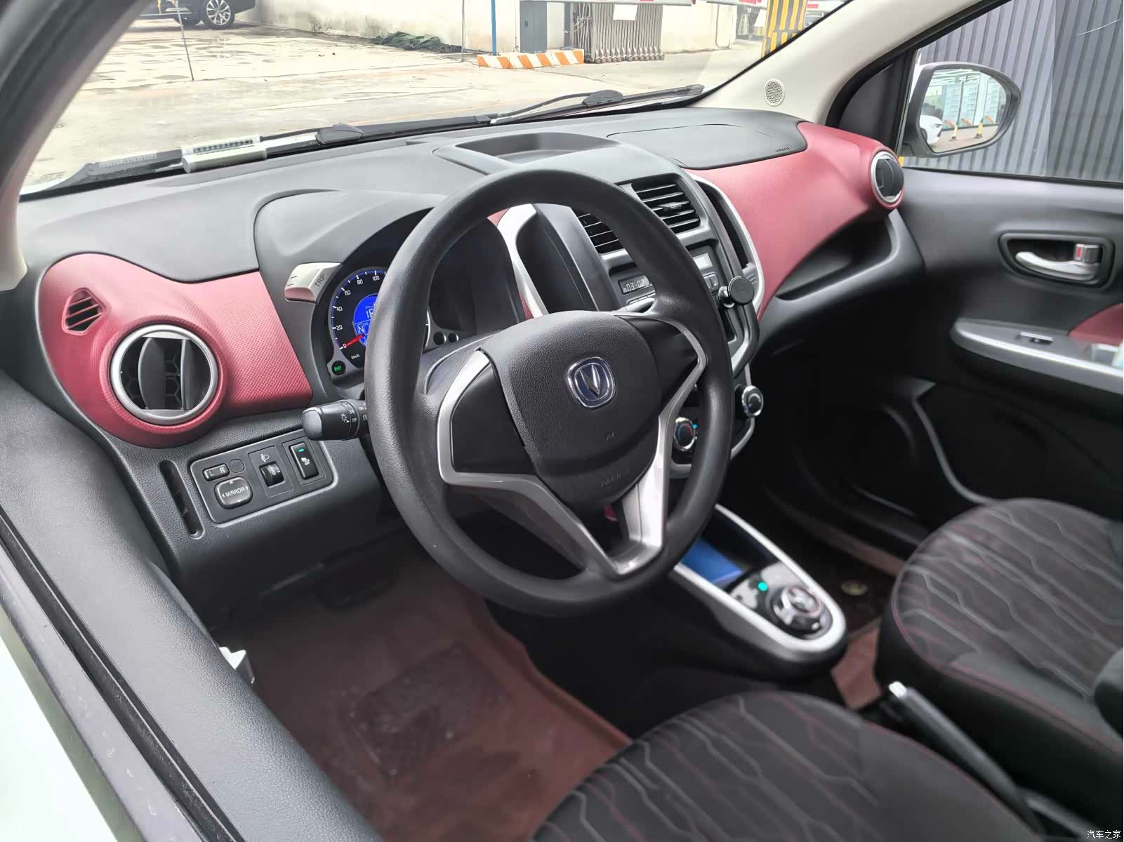 Changan EV360, 2019 7