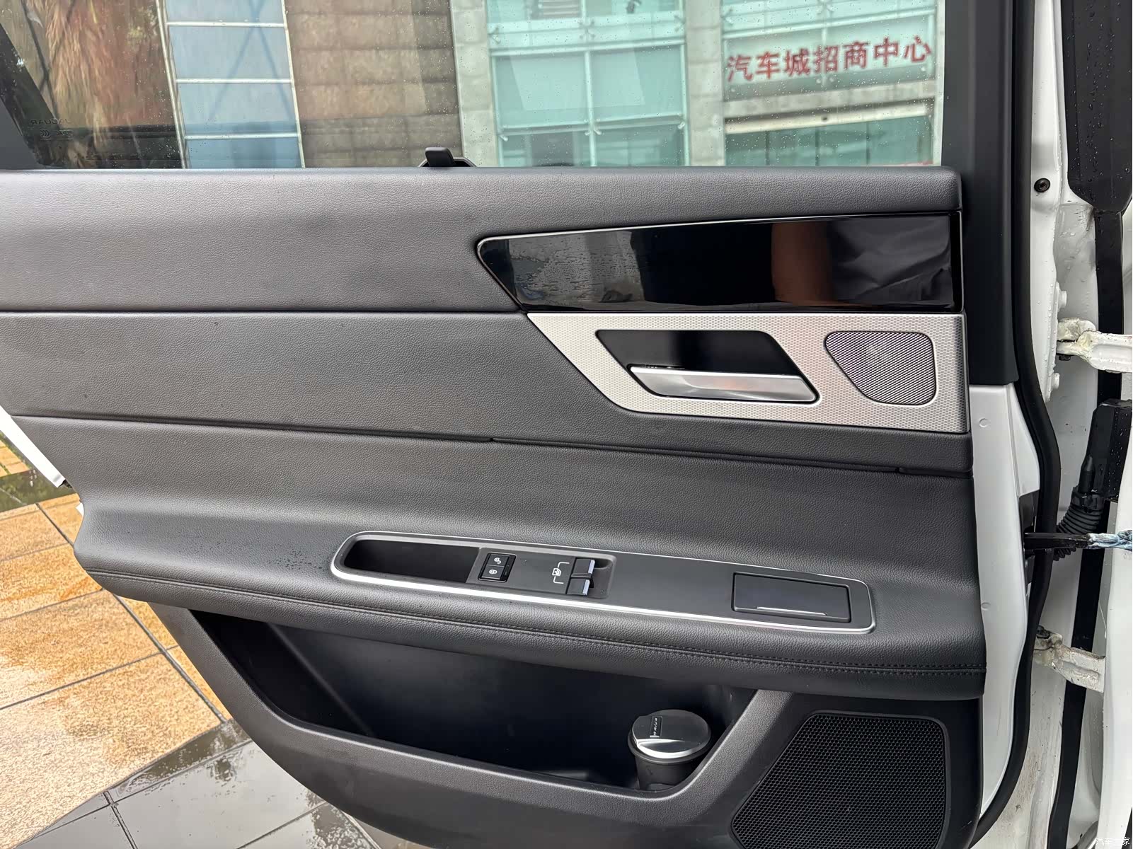 Land Rover P200, 2020 21