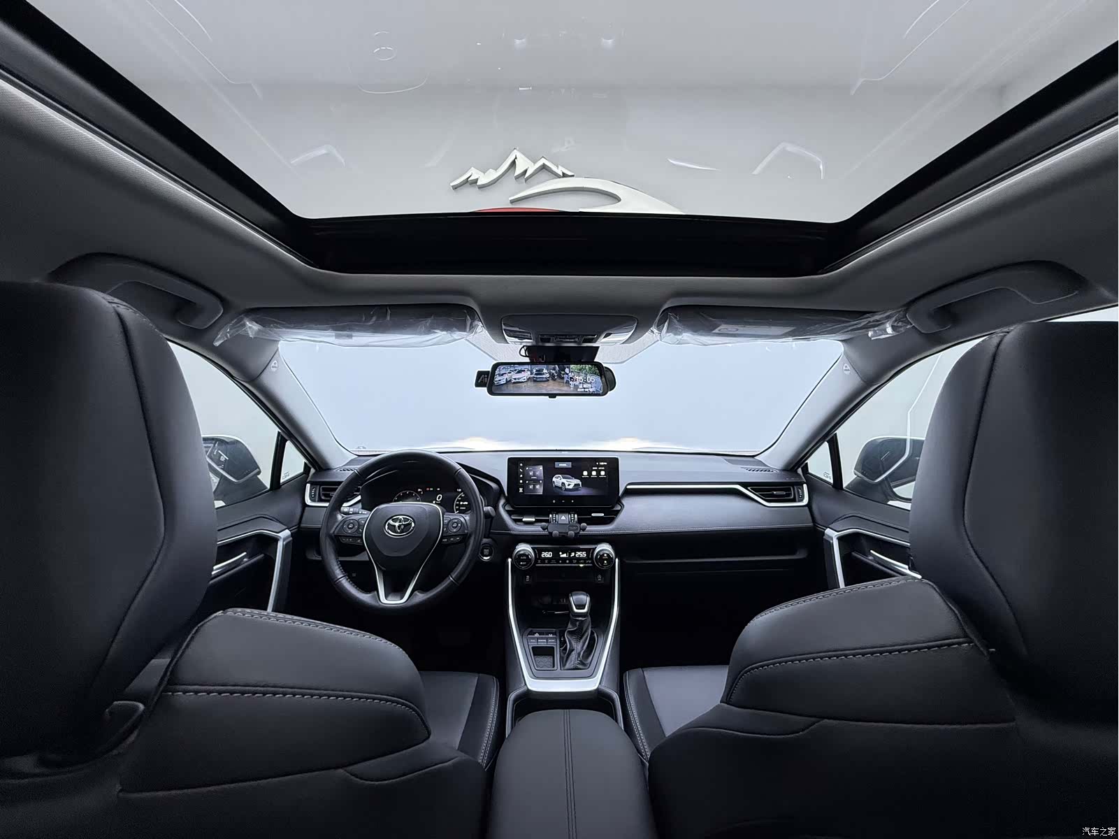 Toyota Wildlander, 2024 23