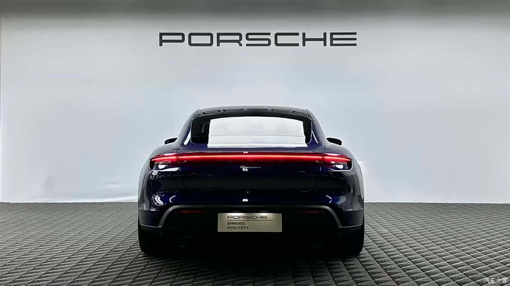 Porsche Taycan, 2021 все фото