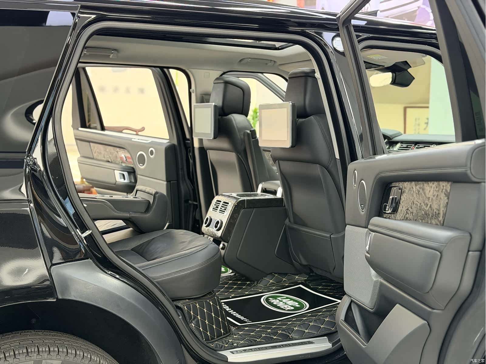 Land Rover Range Rover, 2019 18