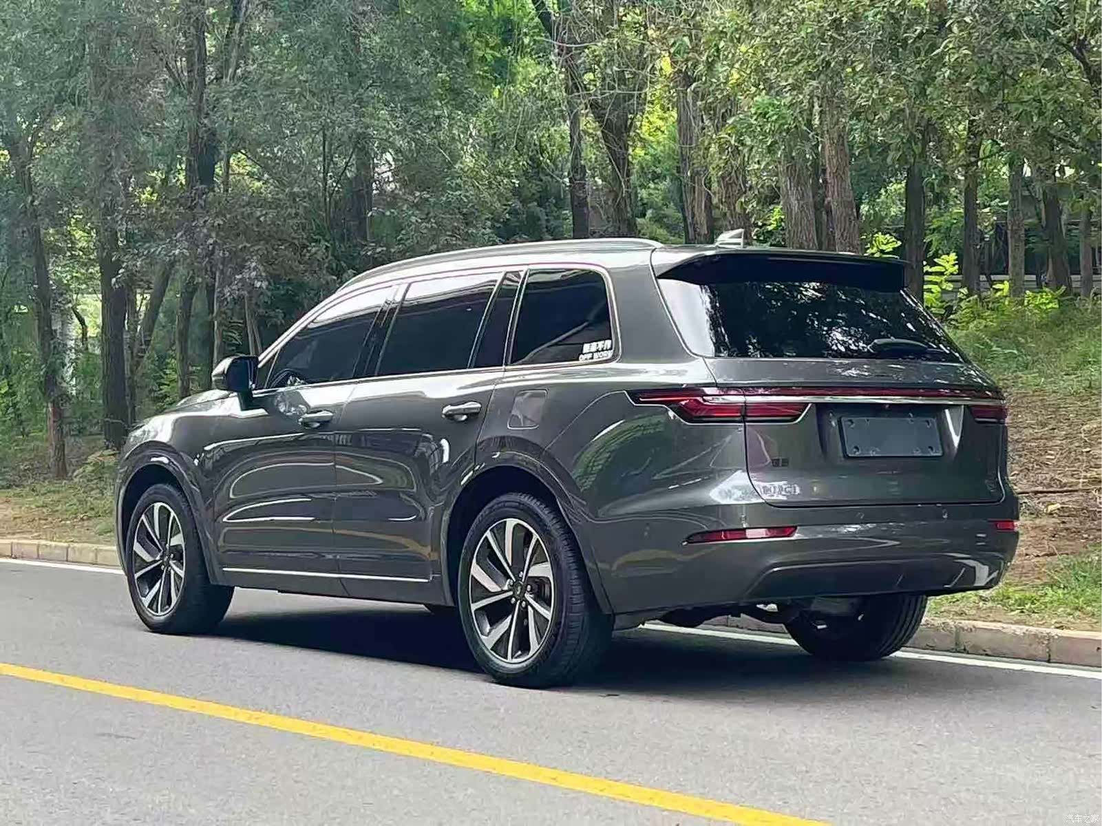 Li Auto ONE, 2022 4