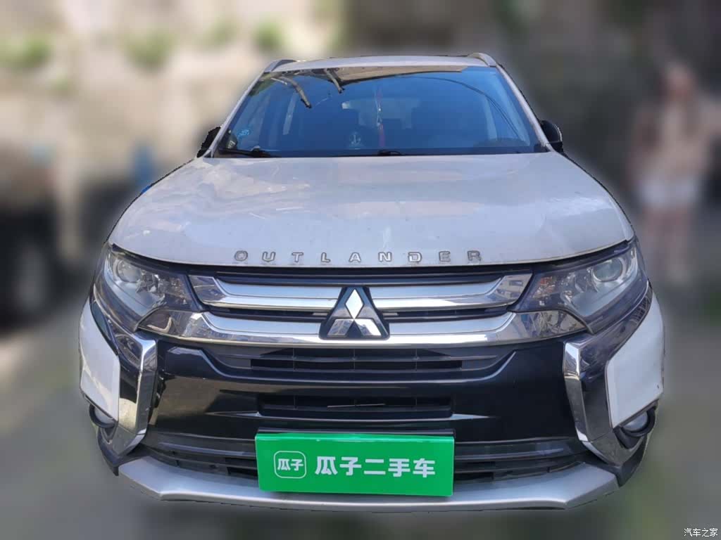 Mitsubishi Outlander, 2017 3