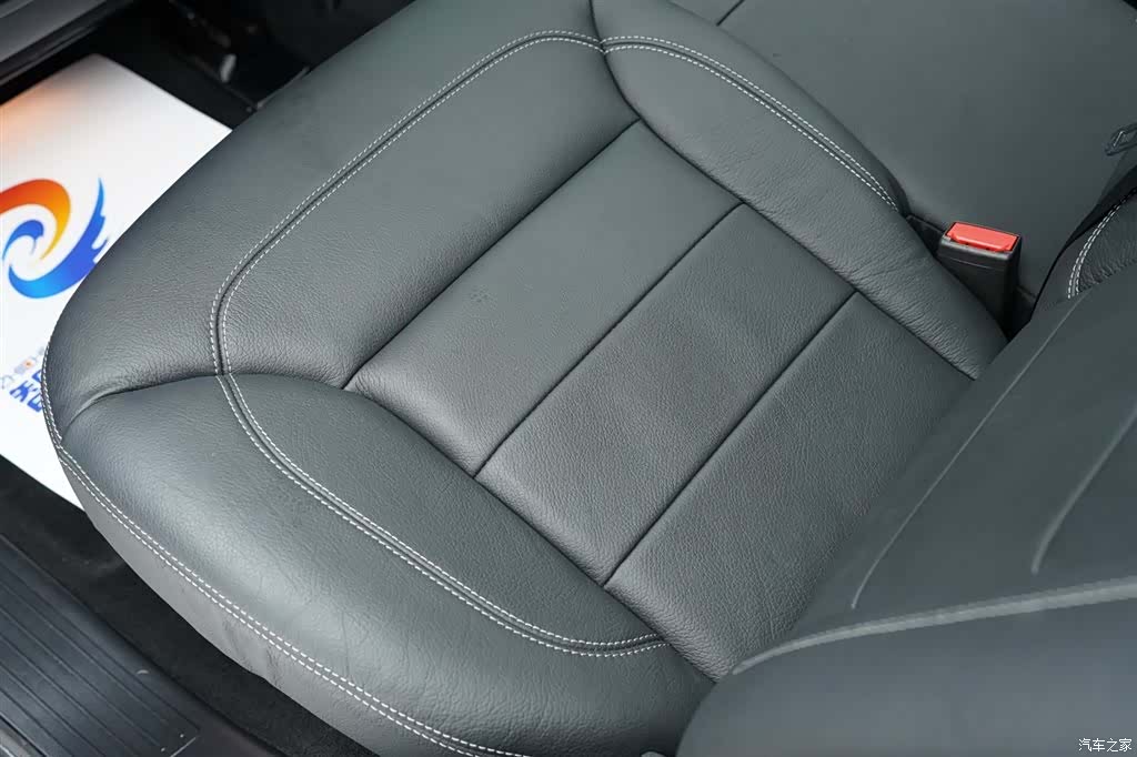 Mercedes-Benz M-Class, 2015 13
