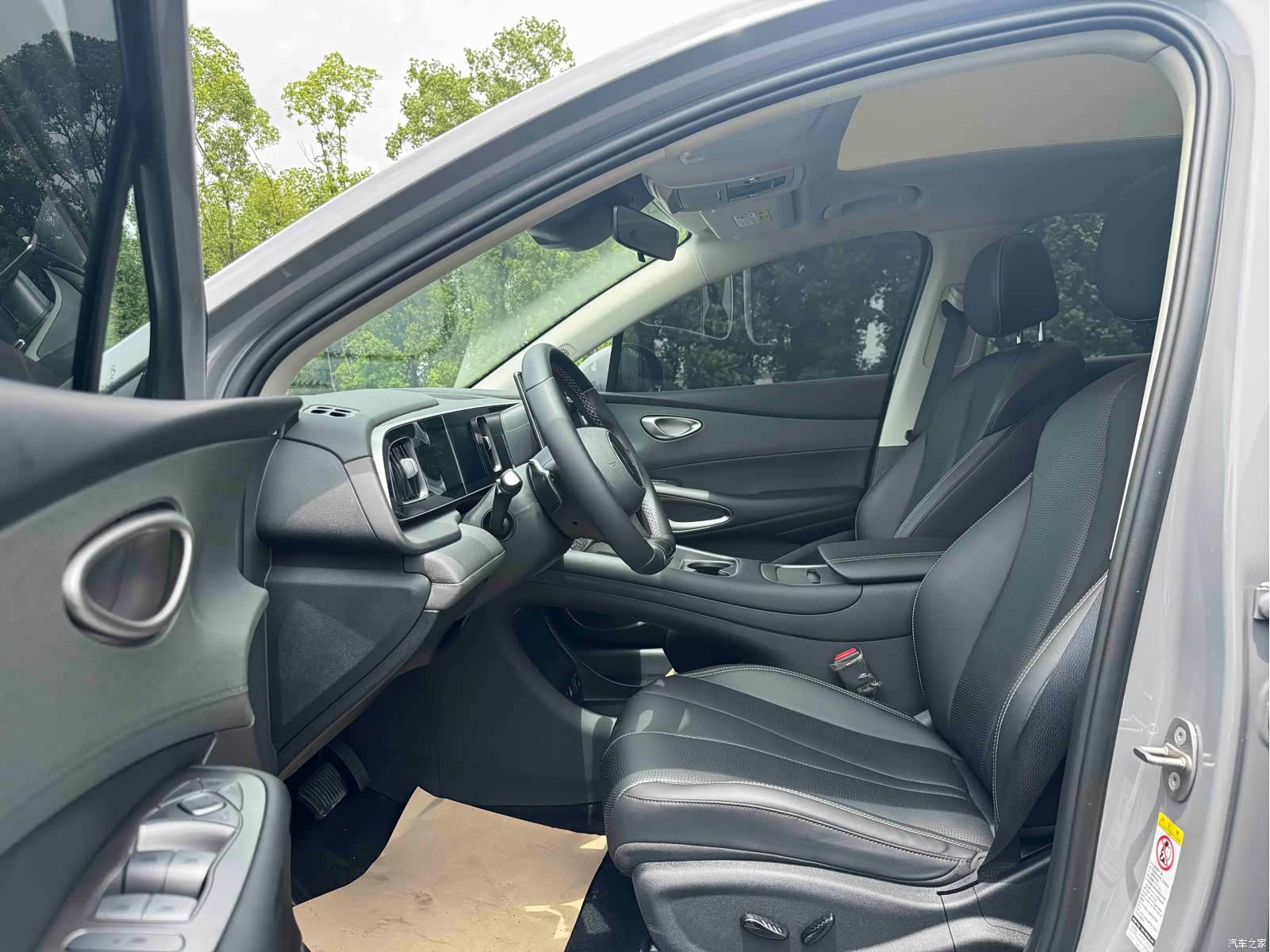 BYD HiAce, 2025 9