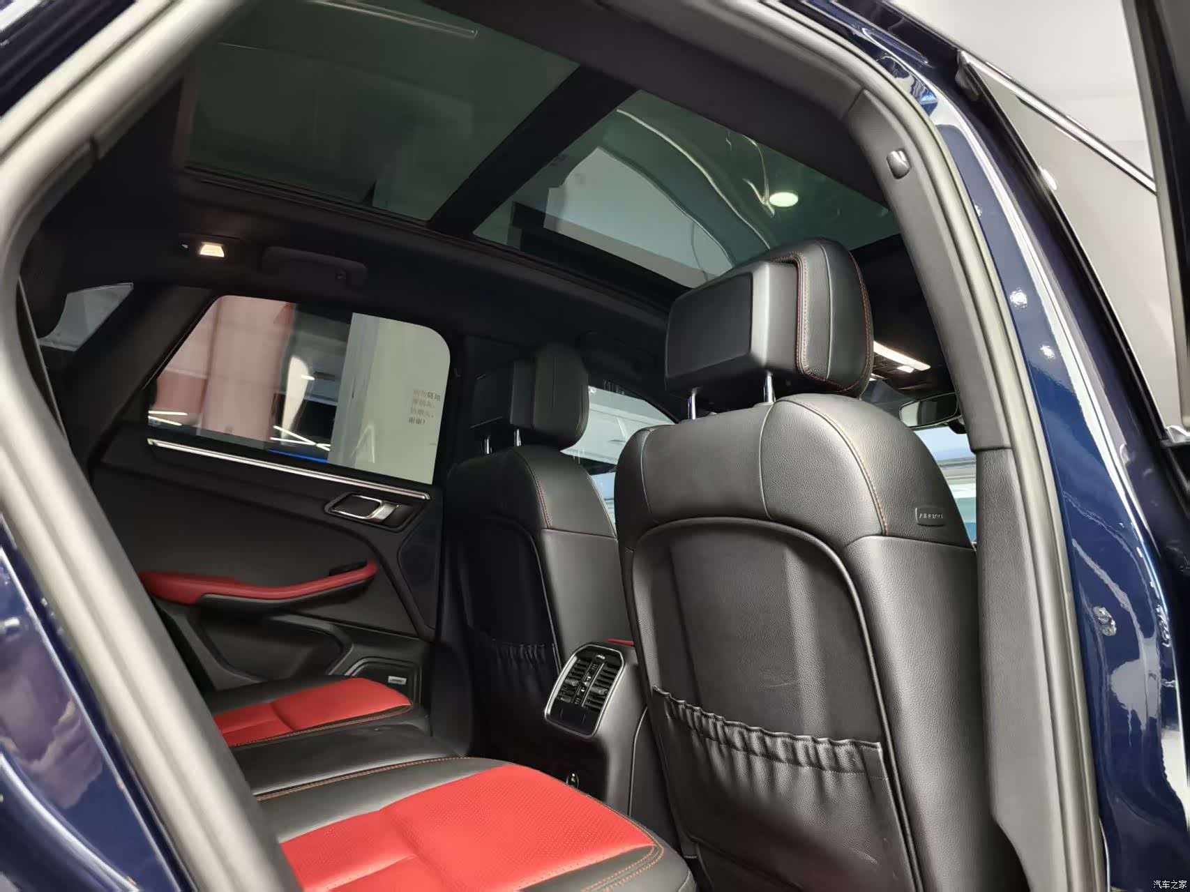 Porsche Macan, 2021 11